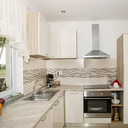 House Stjepan Vikendica Krusvar