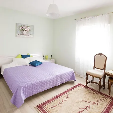 House Kuca Carevina Holiday home *